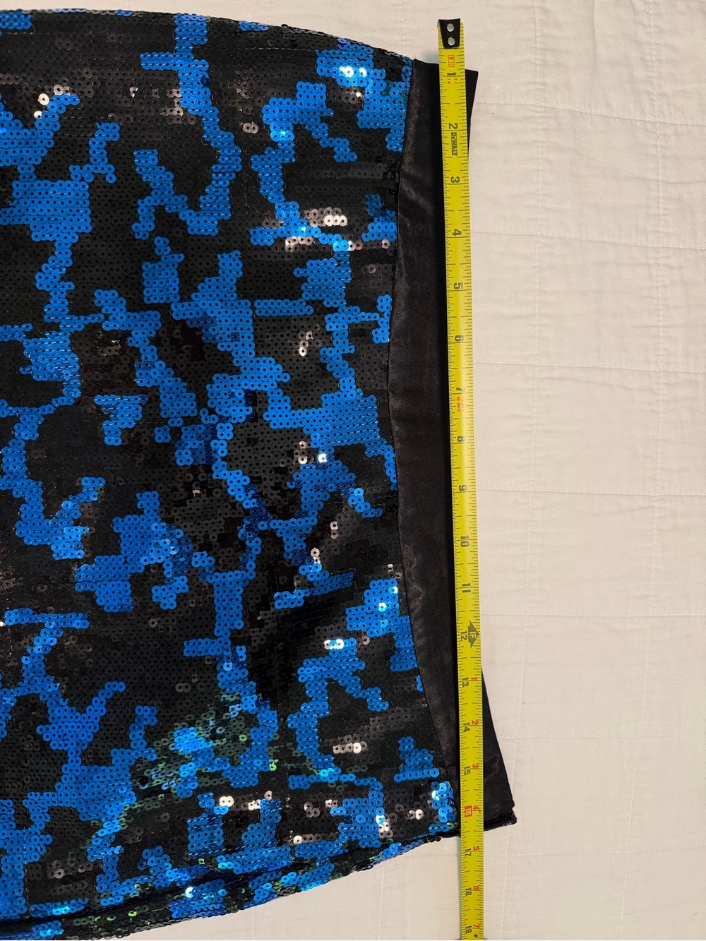 BCBG Blue and Black Sequin Mini Skirt - Picture 7 of 10